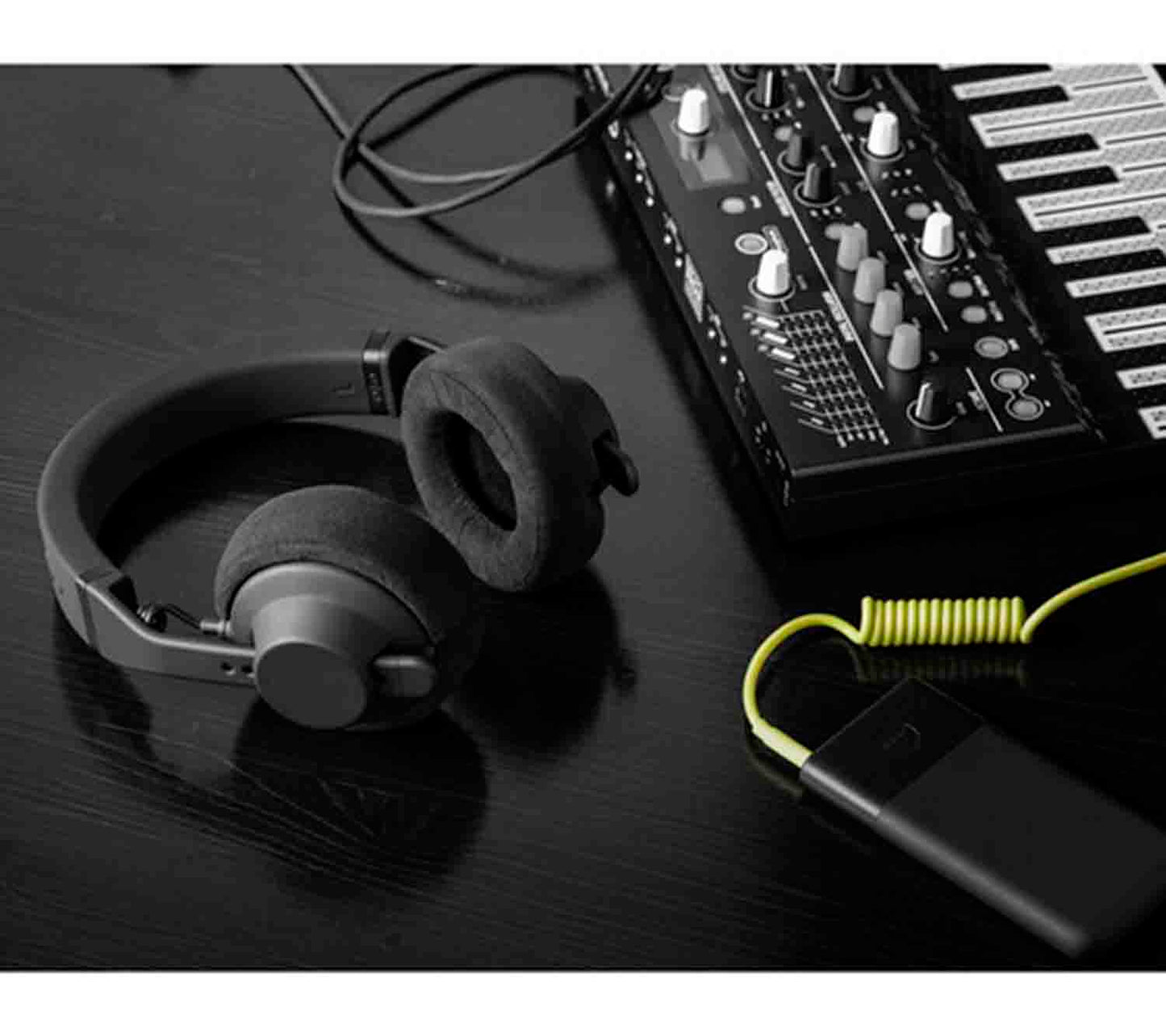 AIAIAI TMA-2 Studio Wireless+ Over-Ear Headphones - Hollywood DJ