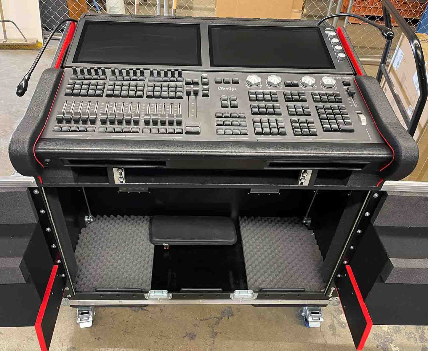 PROX XZF-CHMQ5001U Hydraulic Console Case for ChamSys MagicQ MQ500M w/ 1U Rack Space - Hollywood DJ