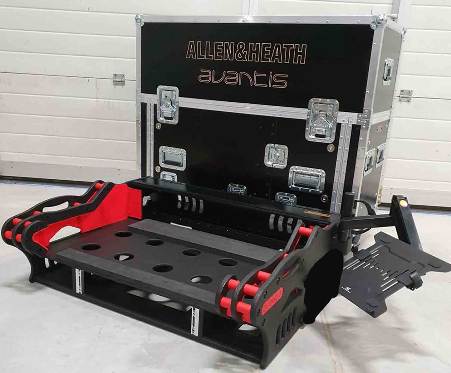 ProX XZF-AHAVANTIS D2U Flip-Ready Easy Retracting Hydraulic Lift DJ Case for AH-AVANTIS D2U Console - Hollywood DJ