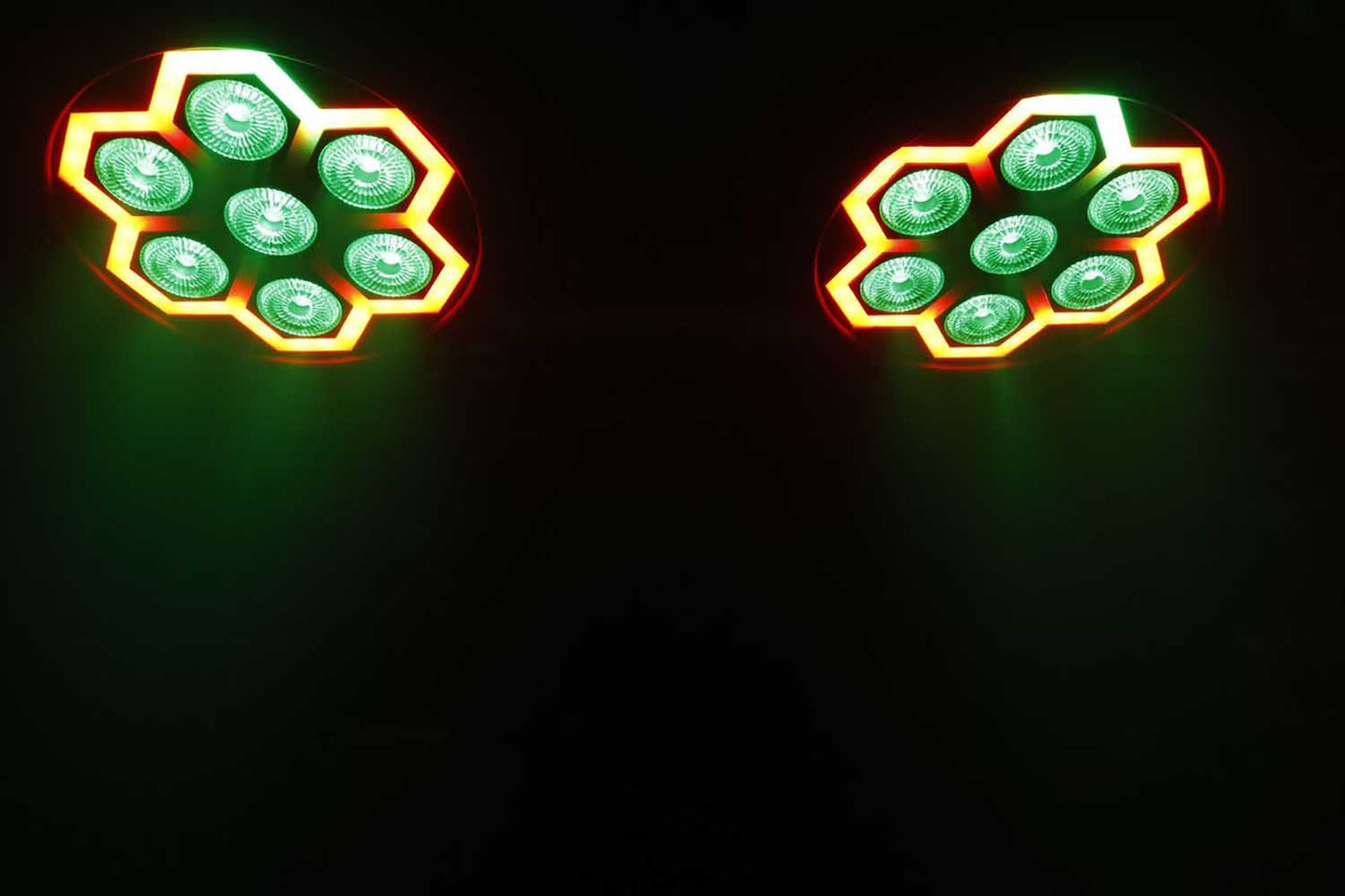 JMAZ Versa Flex Par TRON7, 7 x 10-Watt (RGBW) LEDs and 60 x 0.2 Watt RGB LEDs - Pair - Hollywood DJ