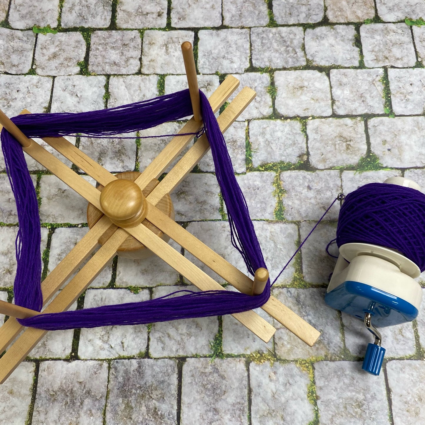 Lacis Ball Winder and Peg Swift Bundle - Lacis Fixed Peg Table Swift with Lacis In-Line Yarn Ball Winder