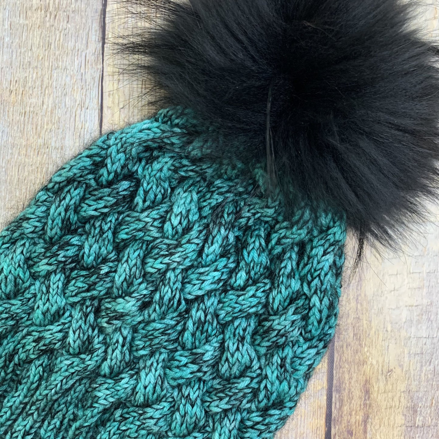 Three Irish Girls Winter Cable Hat Kit