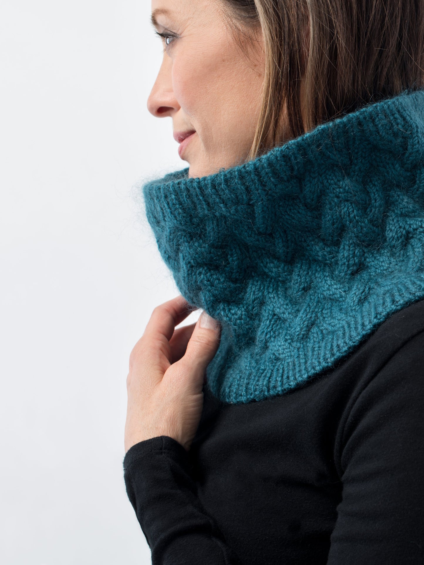 Shibui Knits Rise Cable Hat & Cowl (Drift + Silk Cloud)