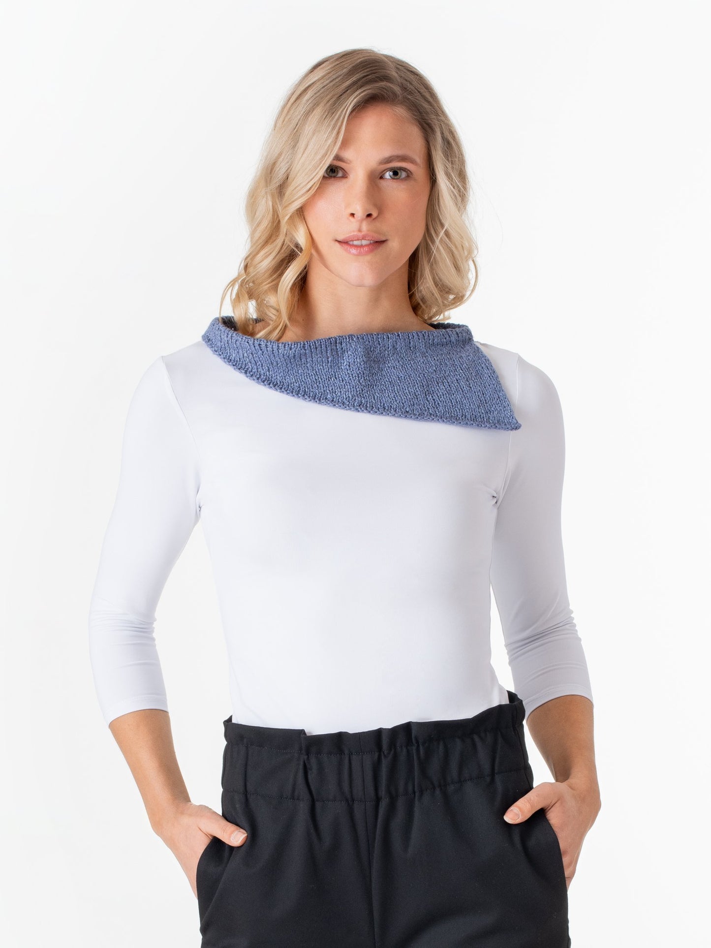 Shibui Knits Wanderwell Neckpiece (Lunar, Vine)