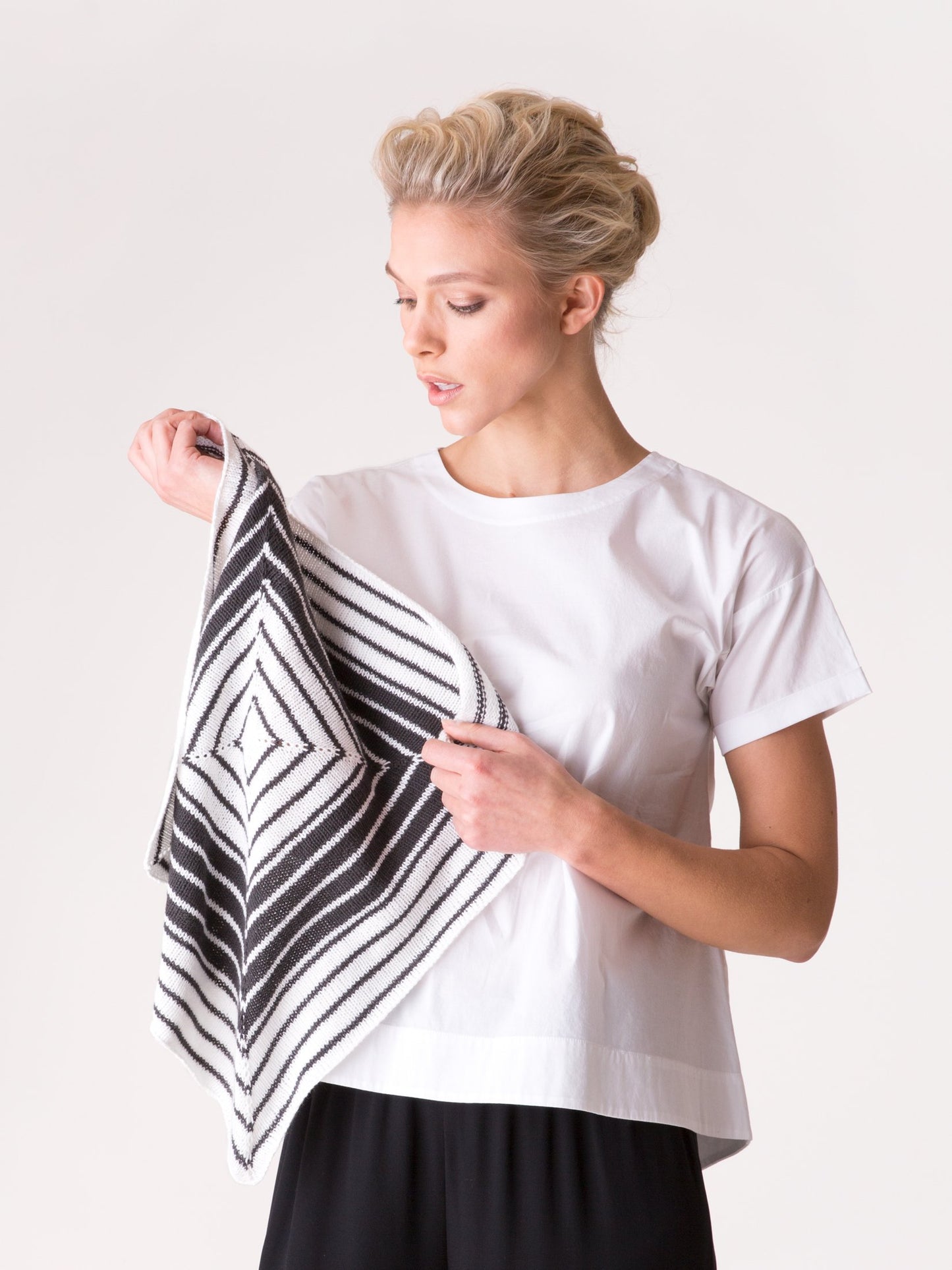 Shibui Knits Graphique Kerchief (Fern)
