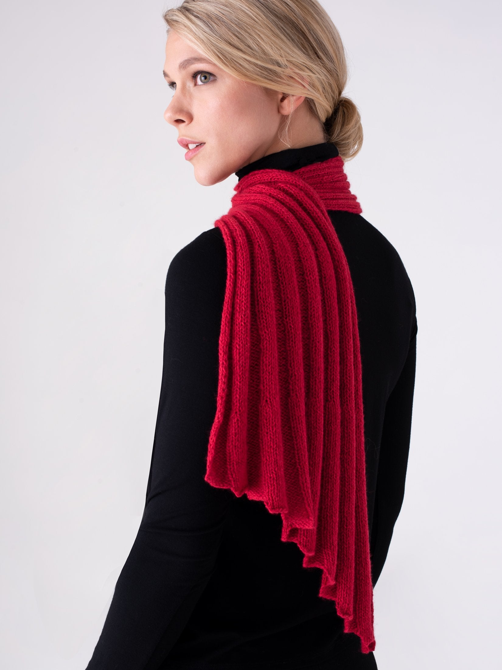 Shibui Knits Stoa Ribbed Scarf (Echo).