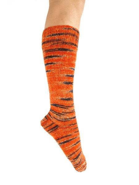 Uneek Sock Kit by Urth Yarns