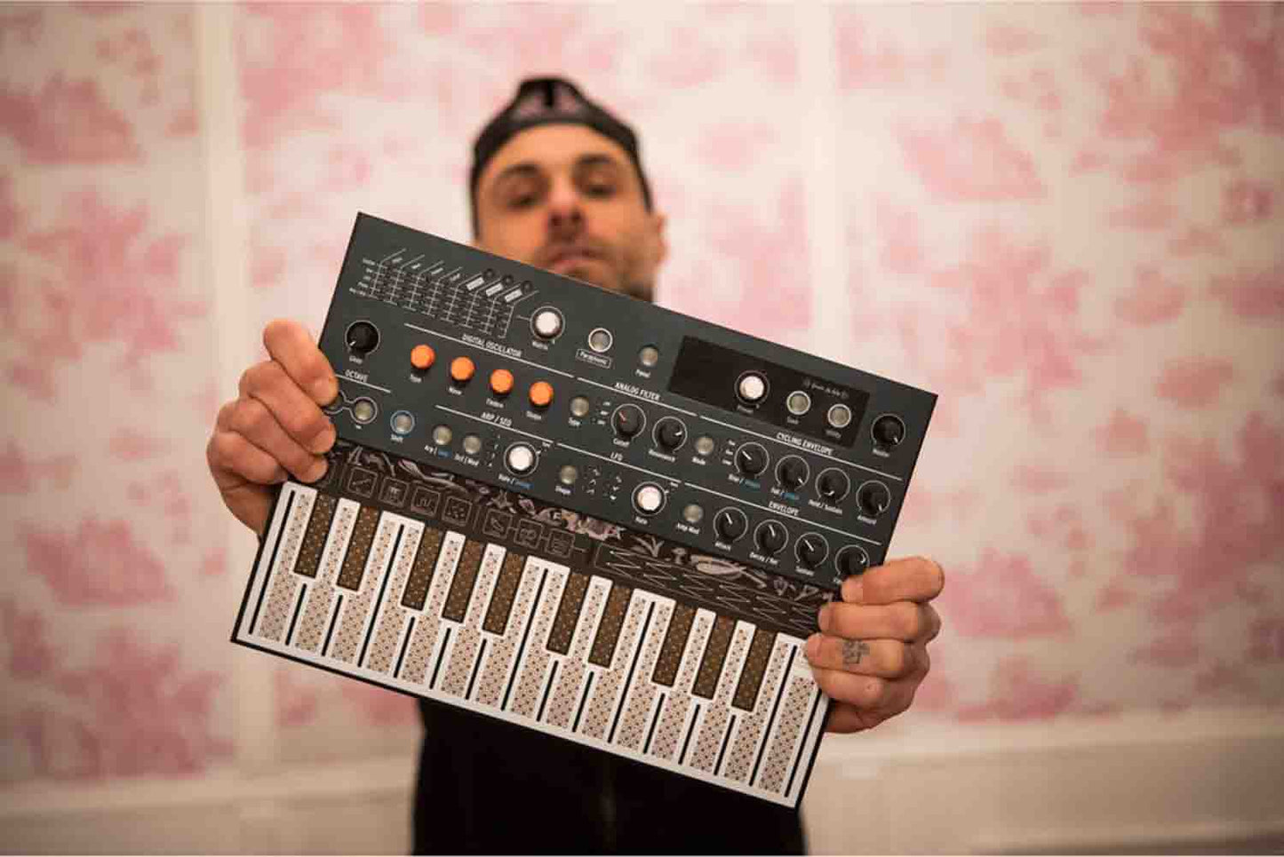 Arturia MICROFREAK Synthesizer, Hybrid Digital Analog Programmable Synthesizer - Hollywood DJ