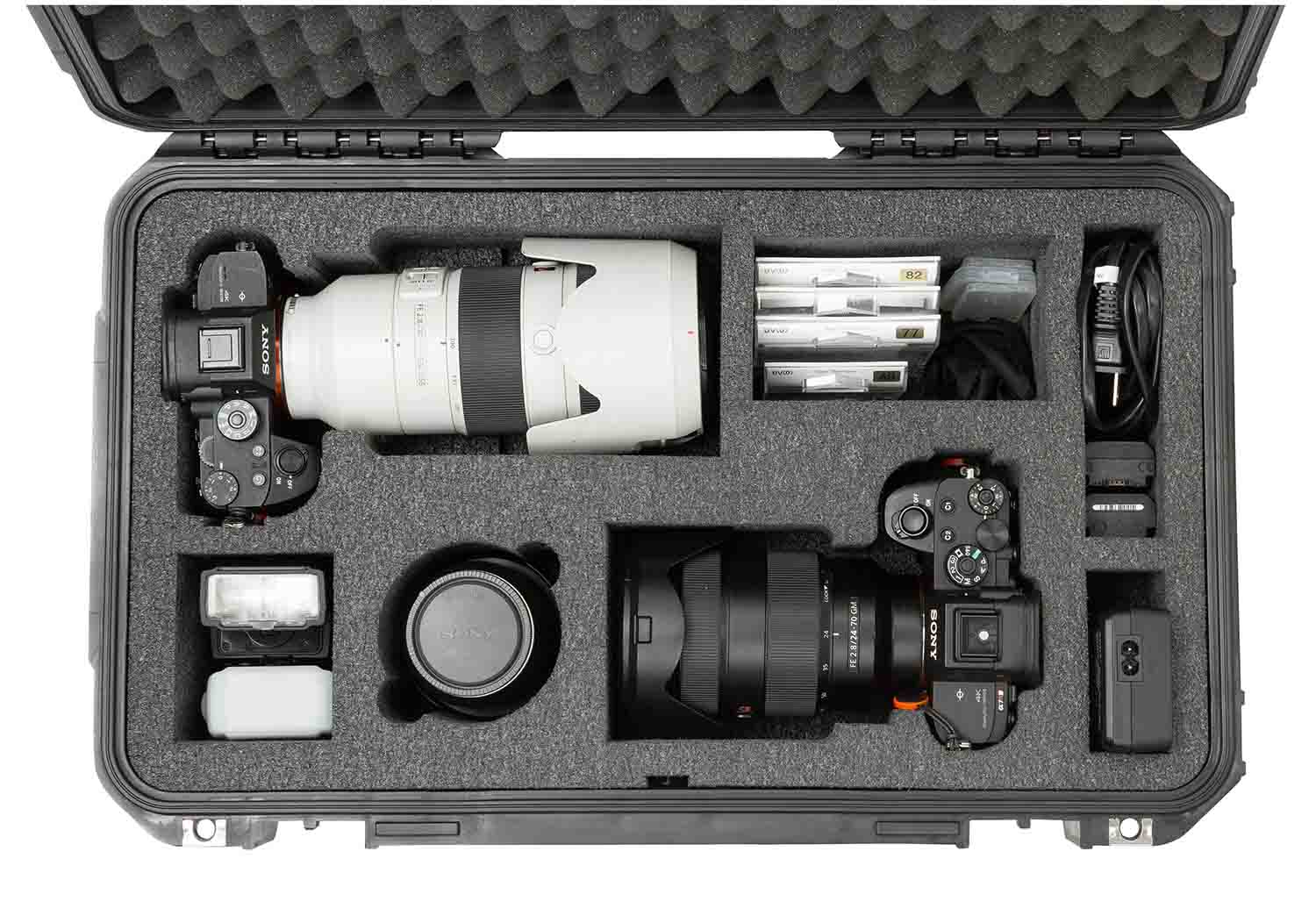 SKB Cases 3i-20117-SA7 iSeries 20117 Waterproof Wheeled Case for Two Sony A7R IV Cameras - Hollywood DJ