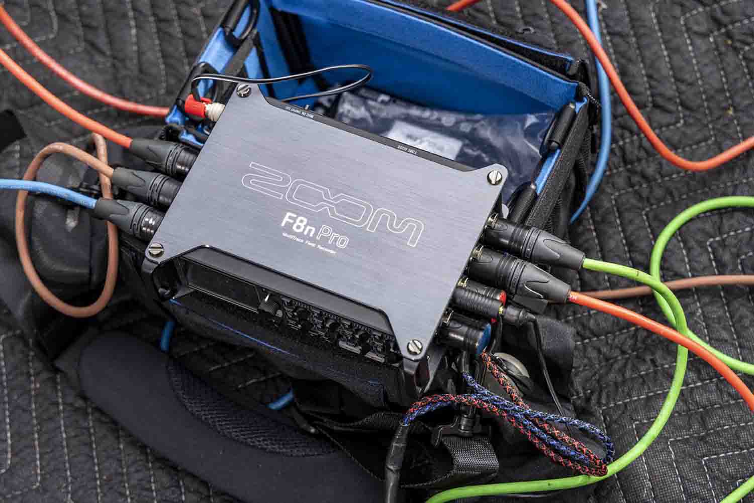 Zoom F8n Pro 10-Track Multitrack Field Recorder - Hollywood DJ