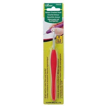 Clover Amour Crochet Hooks