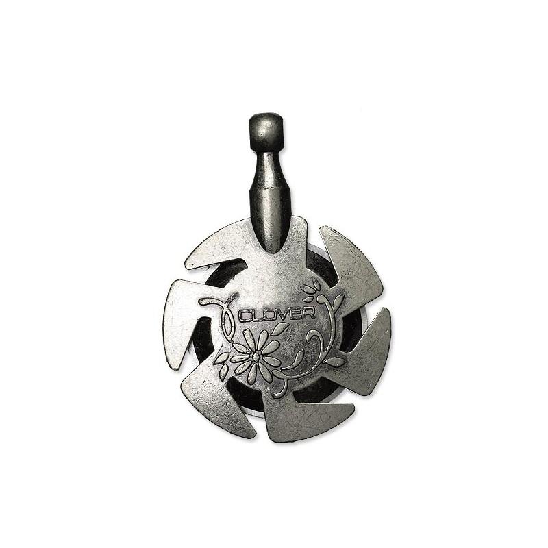 Clover Yarn Cutter Pendant