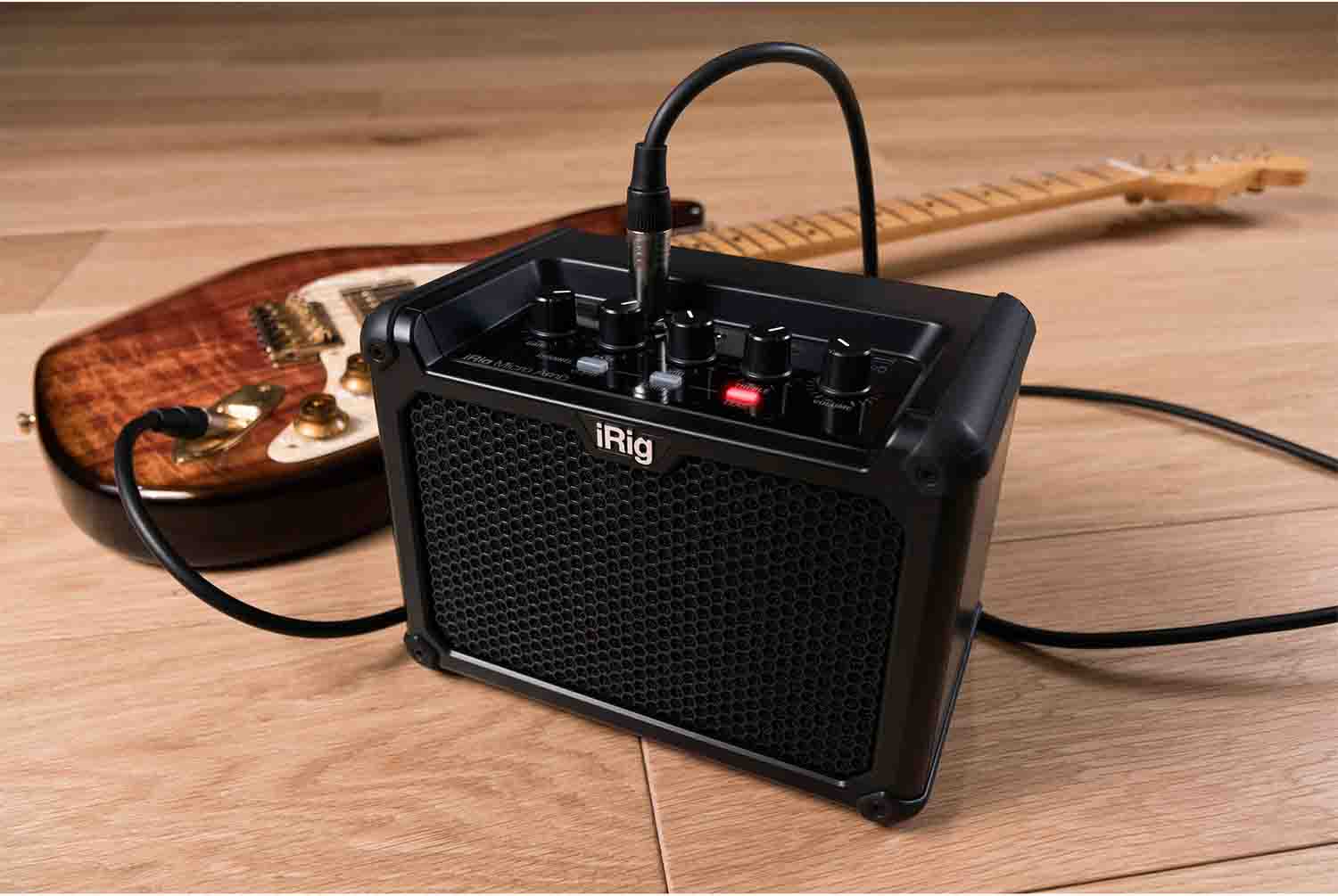 IK Multimedia iRig Micro Amp 15-Watt Battery-Powered Guitar Amplifier with iOS and USB Interface - Hollywood DJ