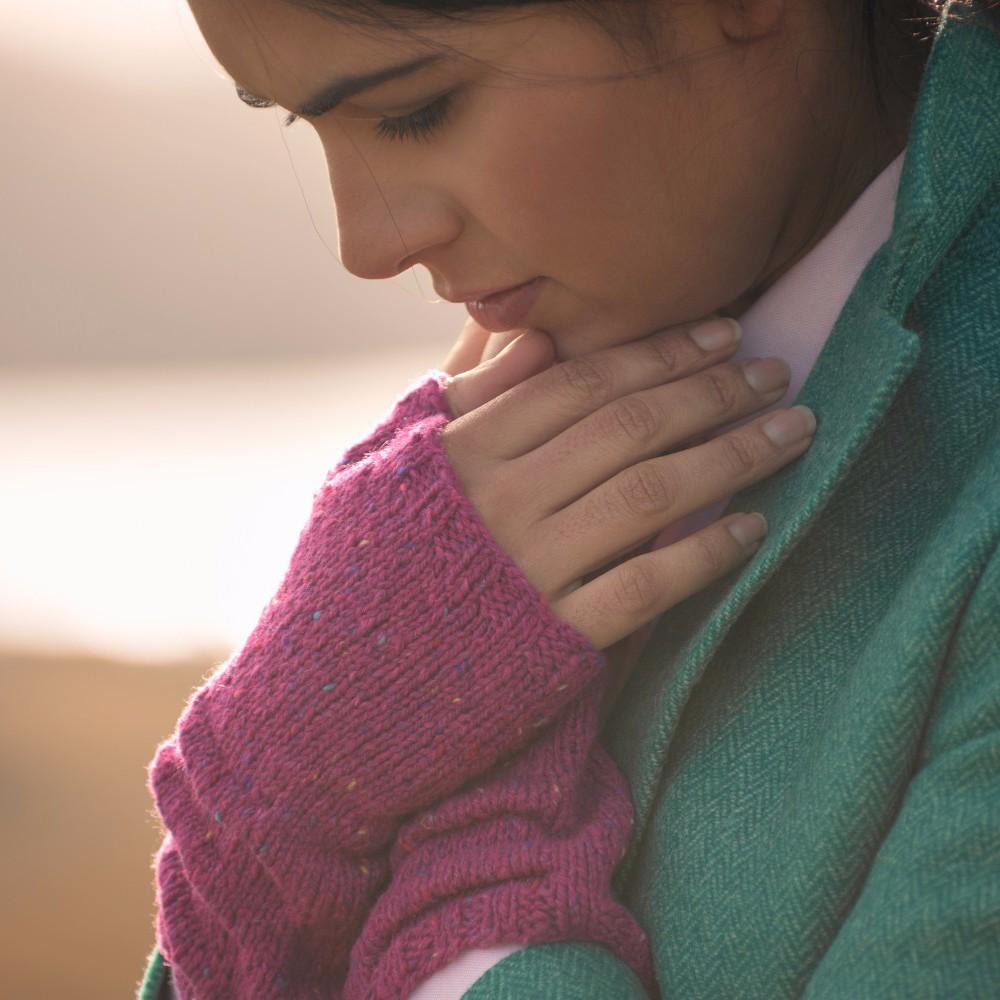 The Fibre Co. Arranmore Light - Fell Garth II: St. Bega Mitts (PDF Download)