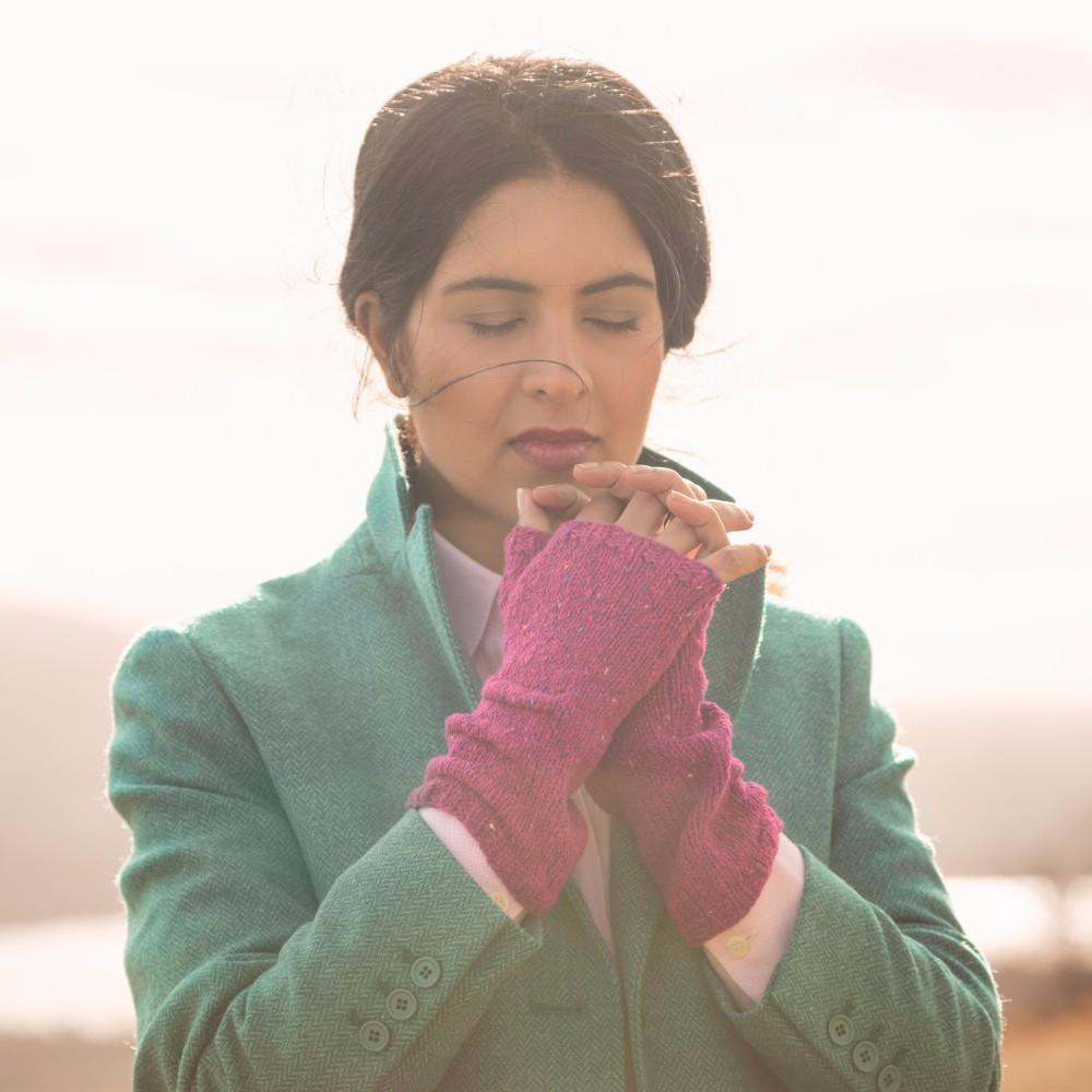 The Fibre Co. Arranmore Light - Fell Garth II: St. Bega Mitts (PDF Download)